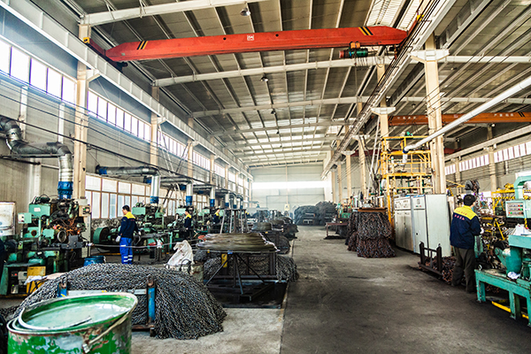 車(chē)間中的起重機(jī)